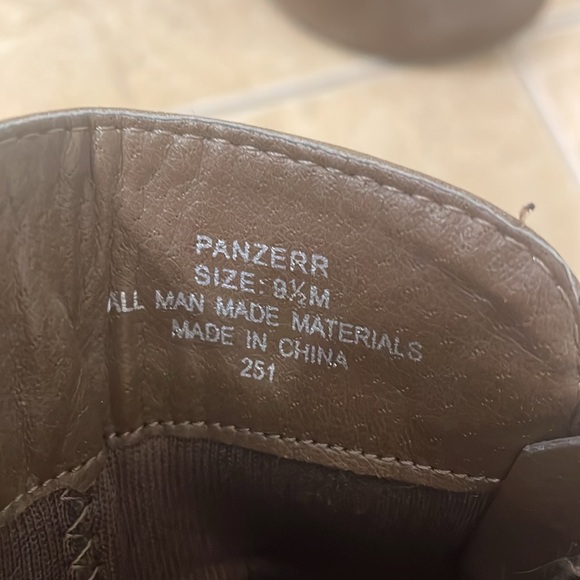 Cute Brown Booties - Picture 10 of 10